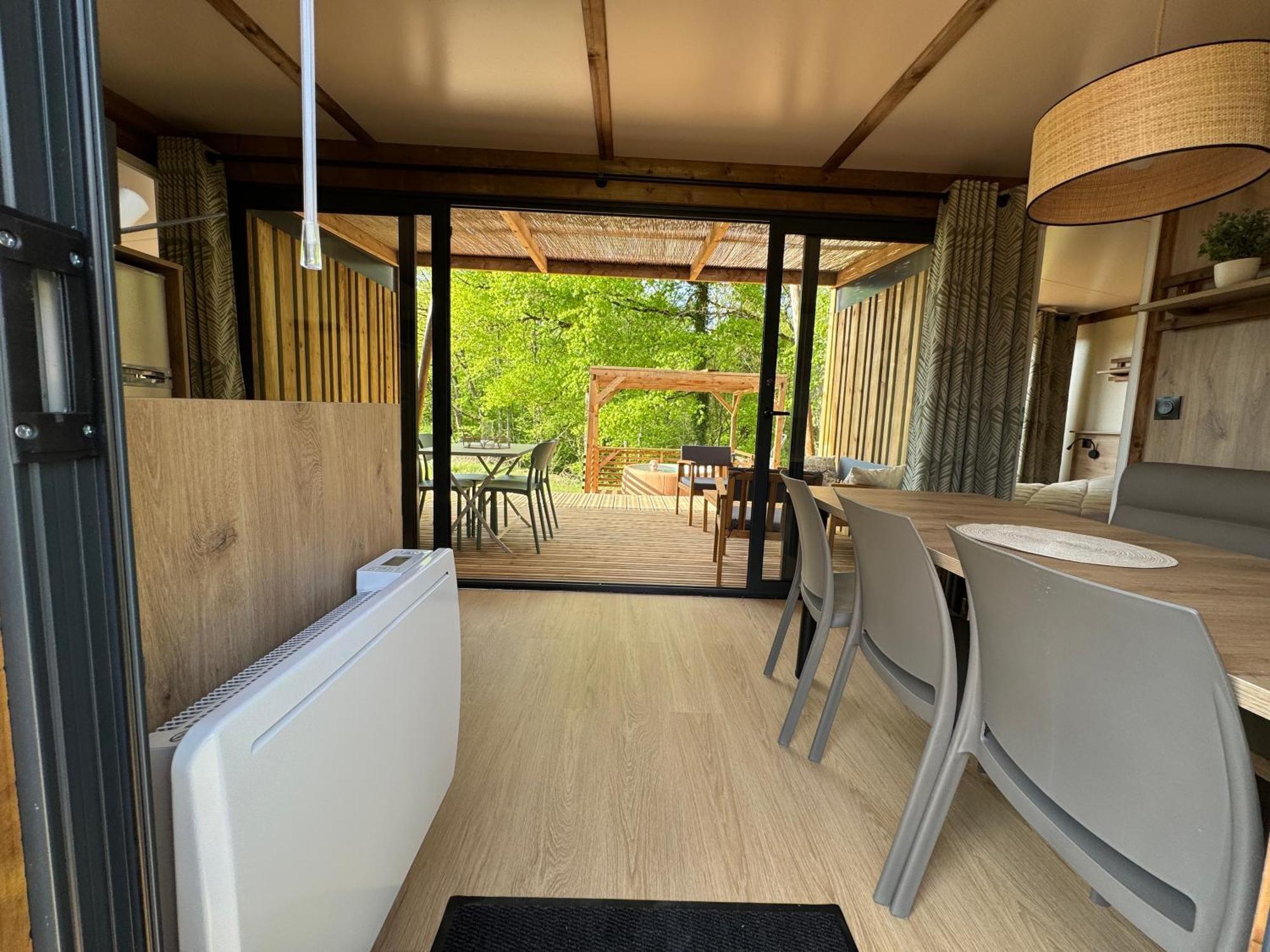 La Buissonniere Lodges Chisseaux Exterior foto